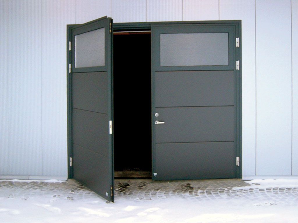 abisagrada - Consejos para comprar puertas de garaje